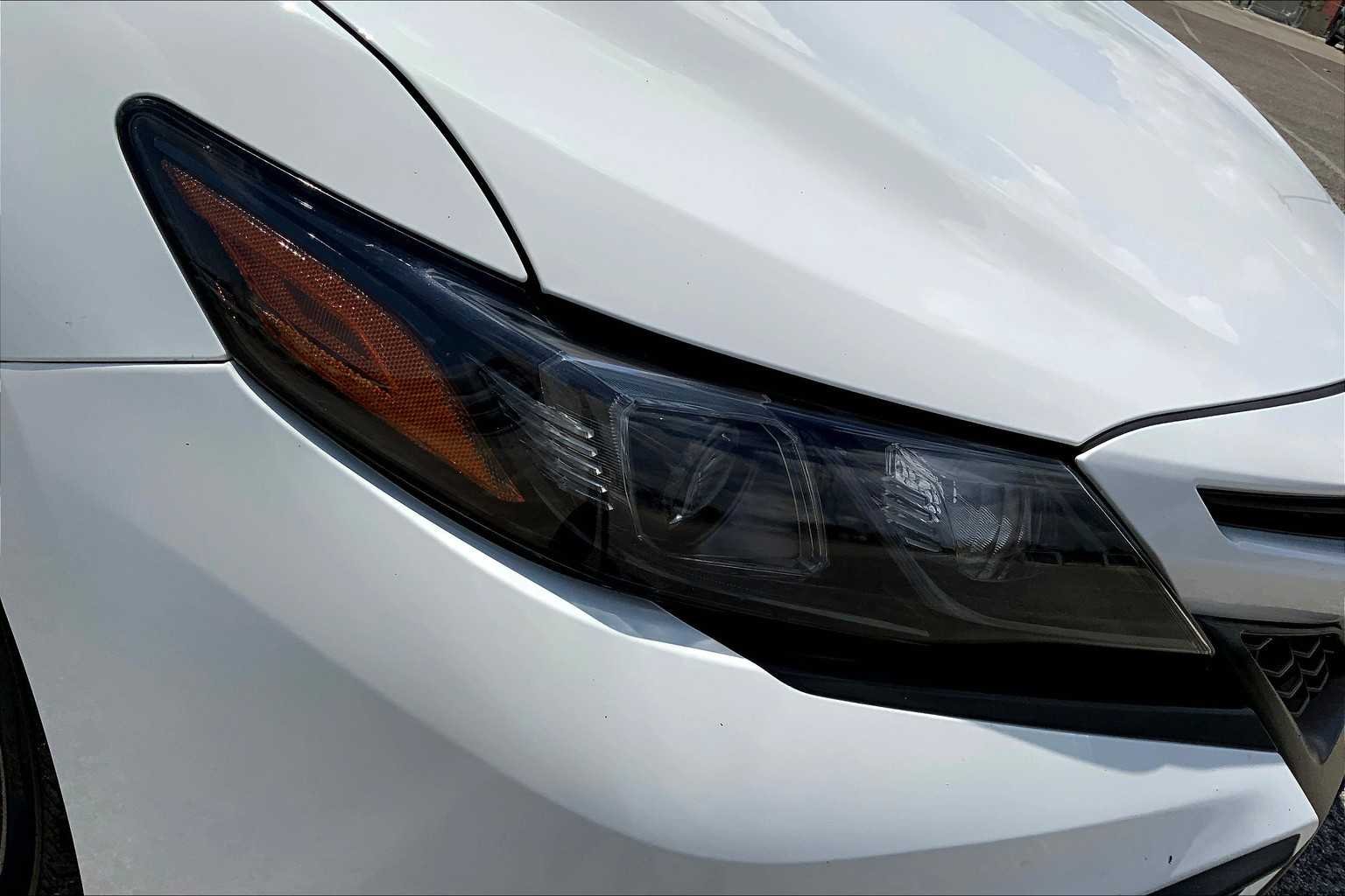 Used 2024 Ice Cap Toyota SE image 26