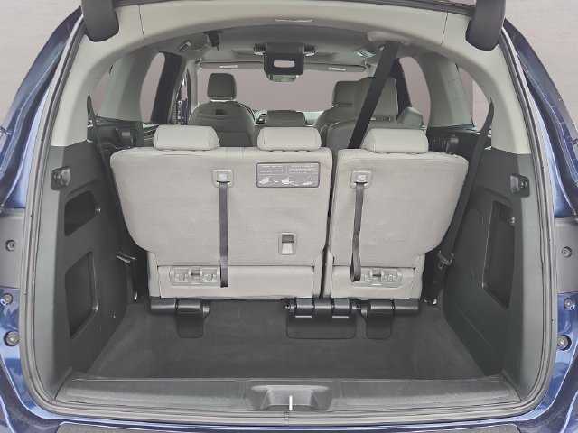 Used 2023 Obsidian Blue Pearl Honda Touring image 35