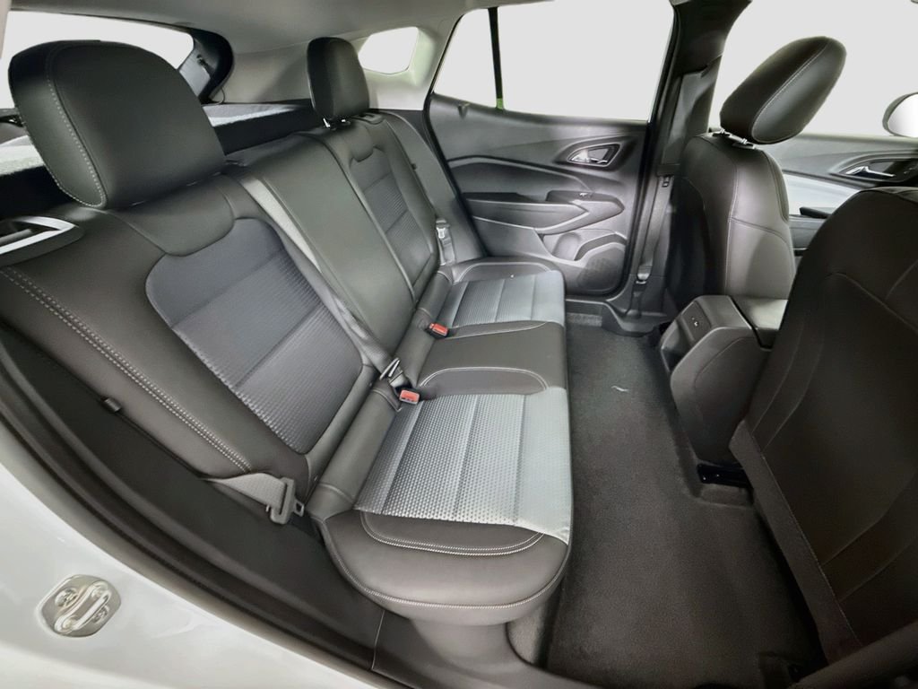 New 2026 Summit White Chevrolet LT image 24