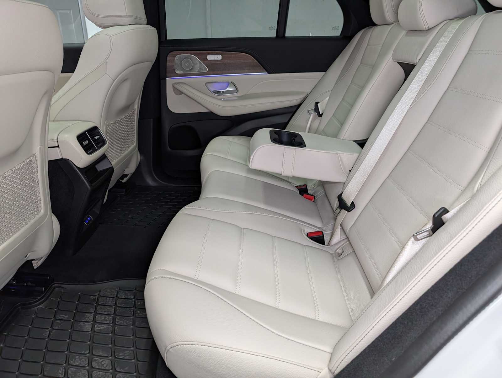 Certified Used 2026 MANUFAKTUR Moonlight White Metallic Mercedes-Benz GLE 580 image 22
