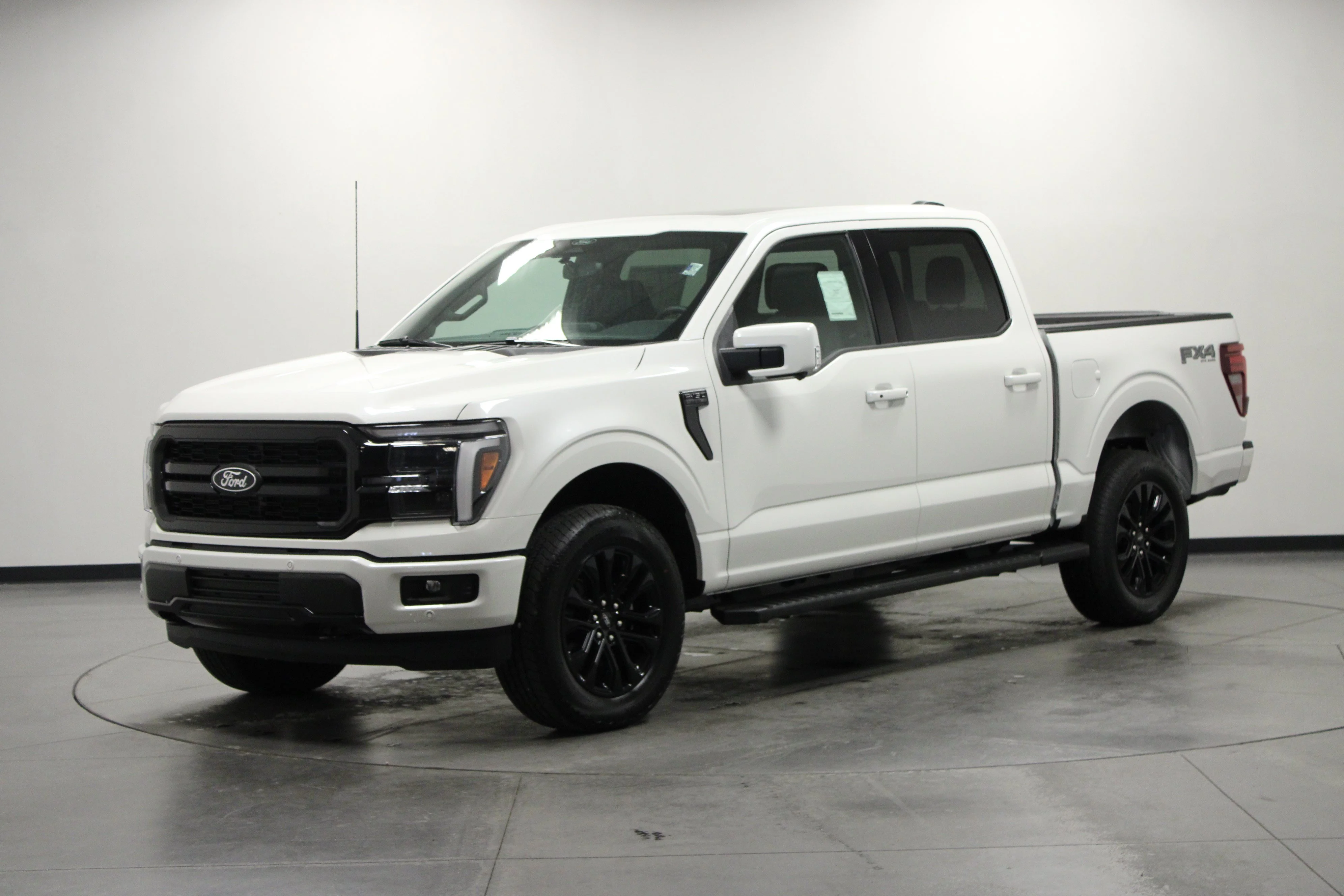 New 2026 Star White Metallic Tri-Coat Ford Lariat® image 8