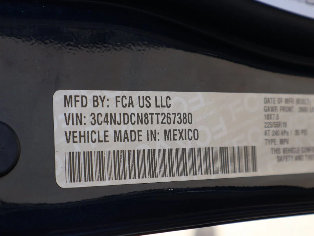 New 2026 Fathom Blue Pearl-Coat Exterior Paint Jeep Limited image 41