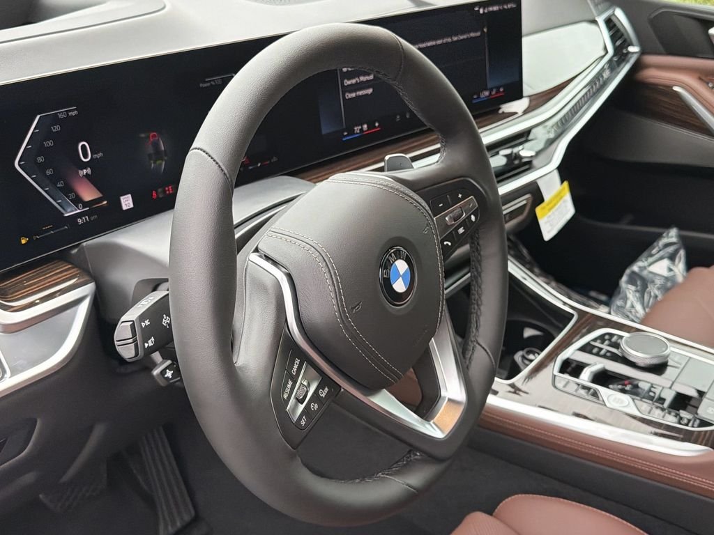 New 2026 Black Sapphire Metallic BMW xDrive40i image 11