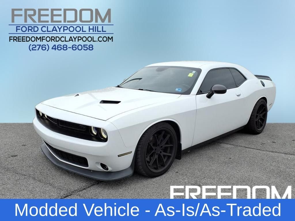 2018 Dodge Challenger R/T's photo