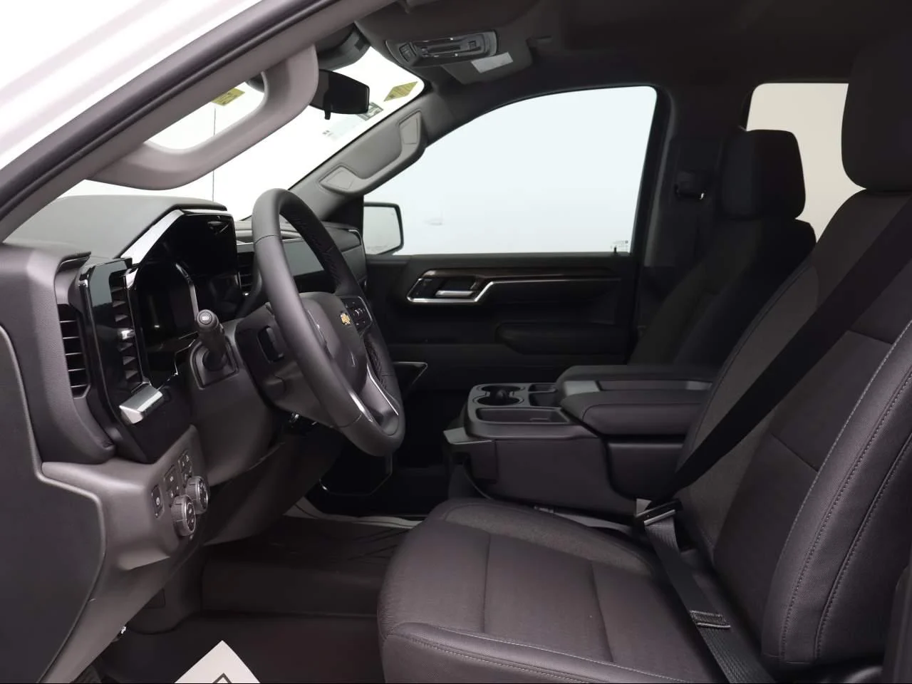 New 2026 Summit White Chevrolet LT image 32