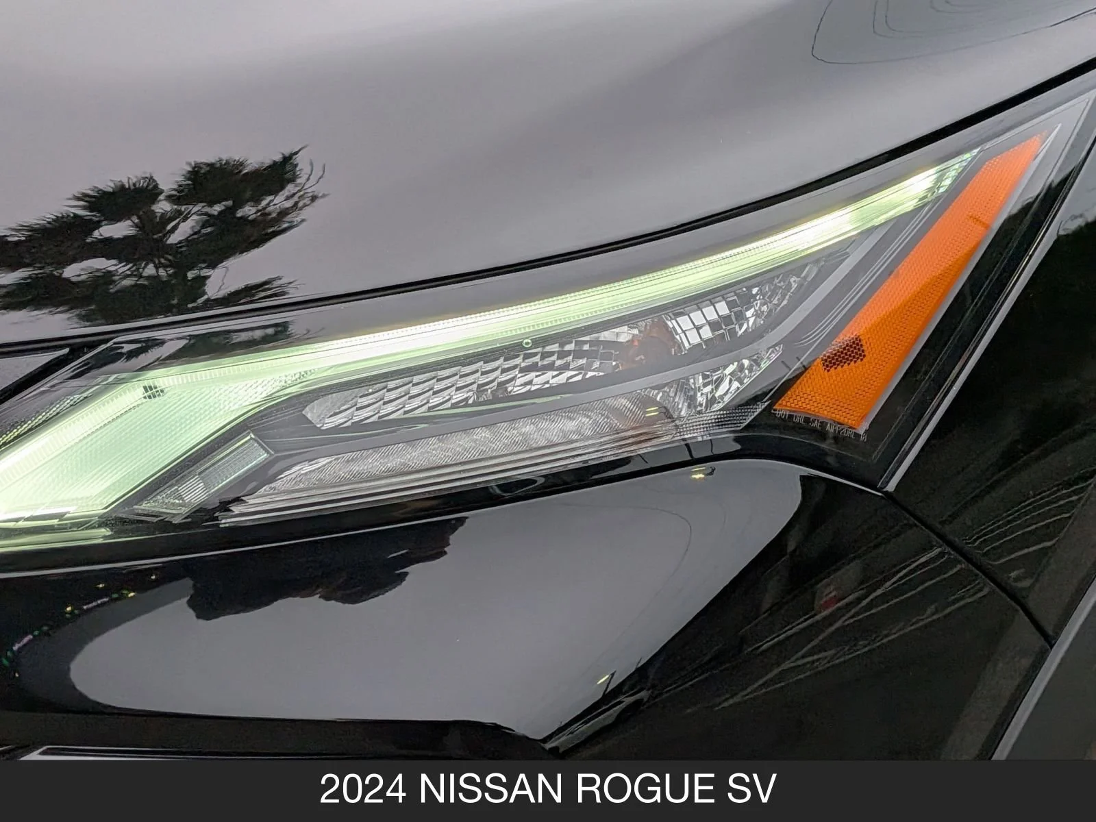 Used 2024 Super Black Nissan SV image 10