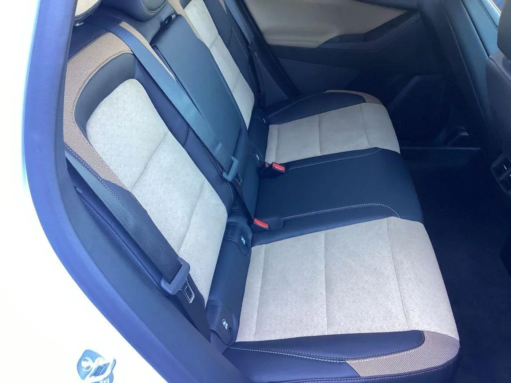 New 2026 Polar White Tricoat Chevrolet ACTIV image 19