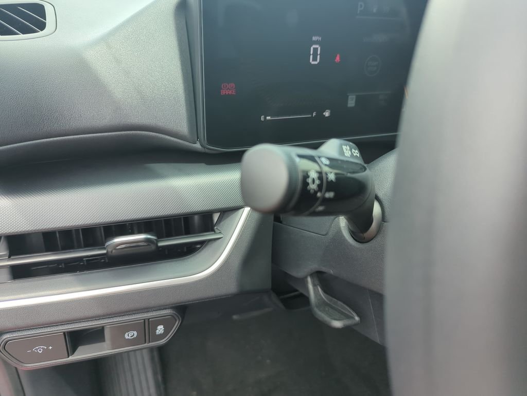 New 2026 Currant Red Kia LXS image 21