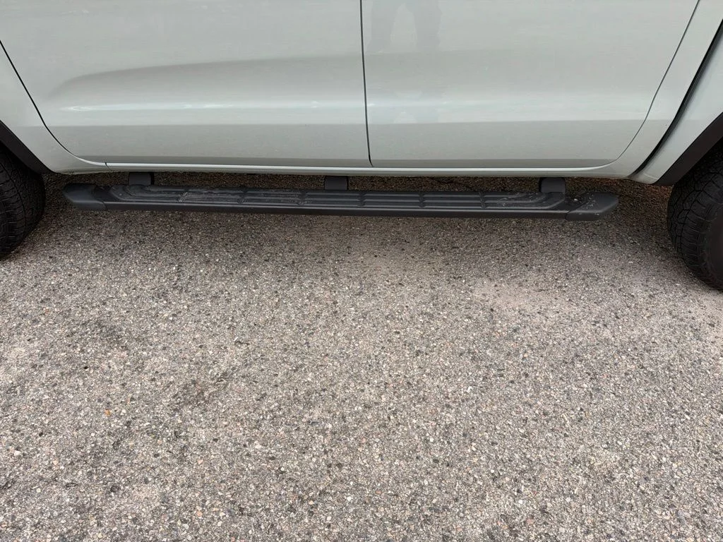 Used 2022 Green Ford XL image 12