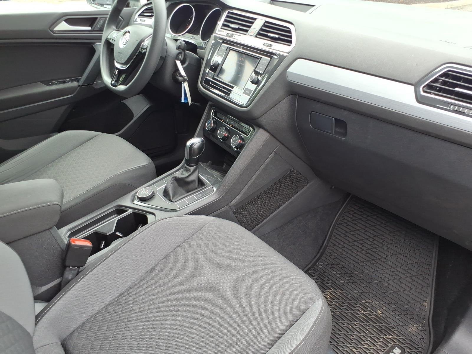 Used 2019 Pure White Volkswagen S image 23