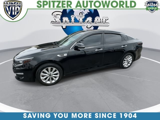 Used 2018 Black Kia LX image 4