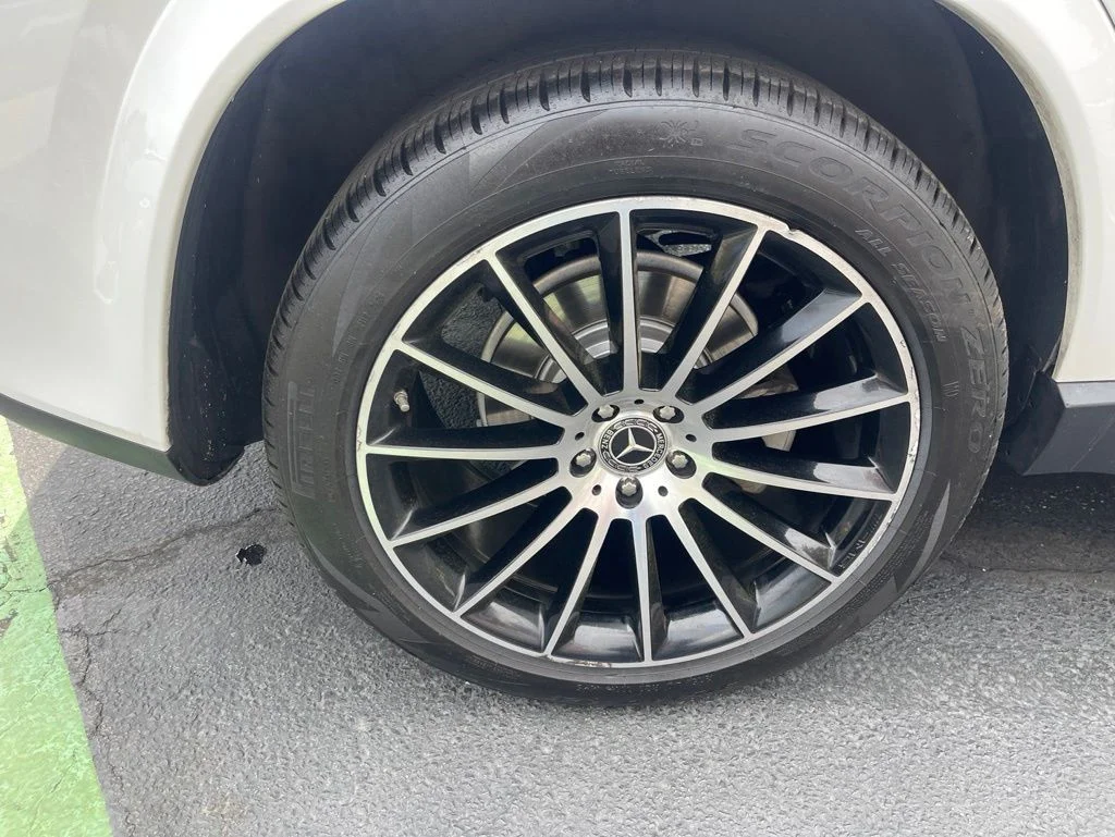 Used 2023  Mercedes-Benz GLE 350 image 24