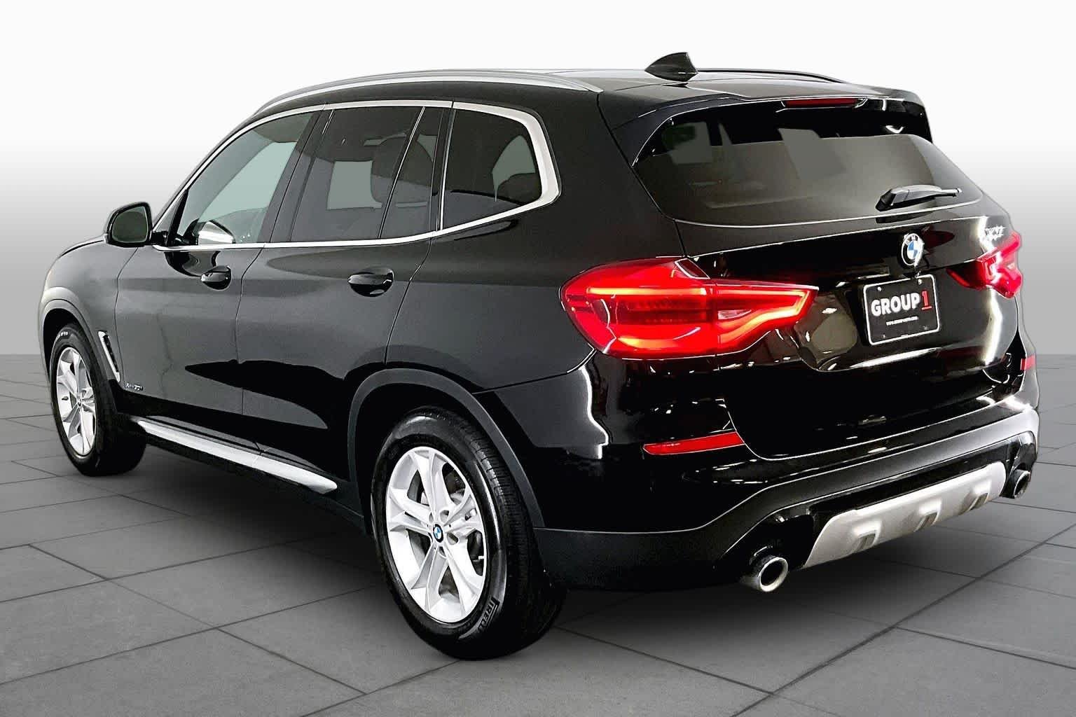 Used 2018 Jet Black BMW xDrive30i image 12