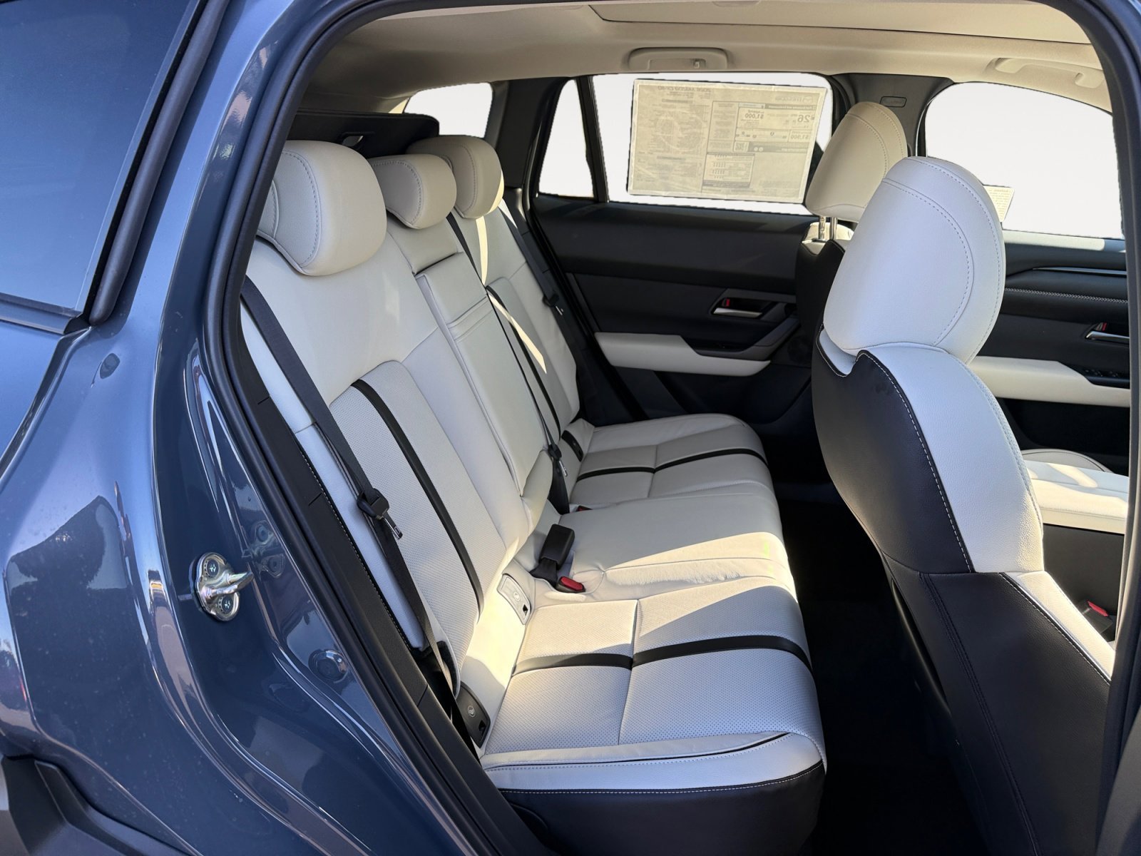 2026 Mazda CX-50 Premium - Photo 18