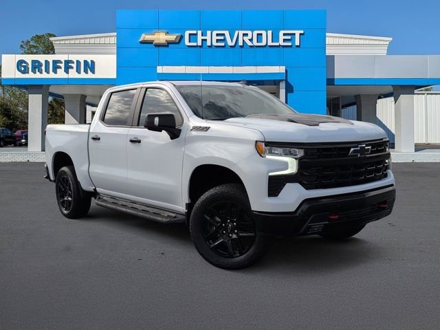 New 2026 Summit White Chevrolet LT Trail Boss image 2