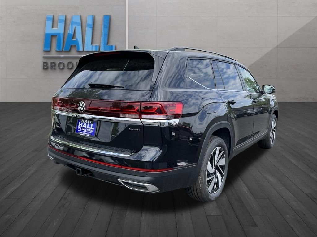 New 2026 Black Volkswagen 2.0T SE w/Technology image 5