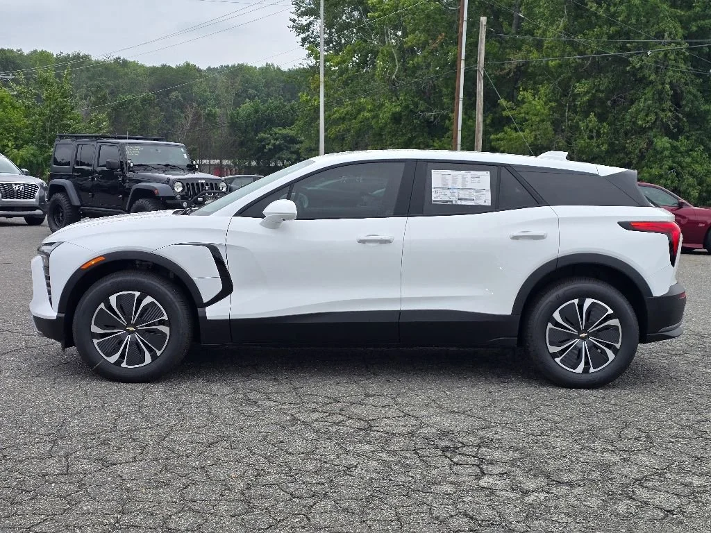 2025 Chevrolet Blazer EV LT - Photo 17