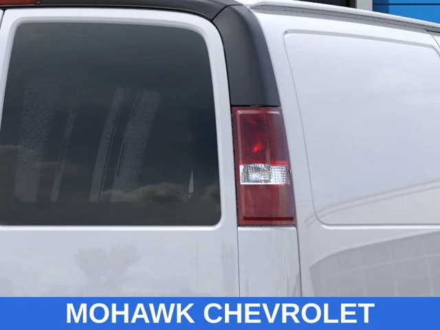 2025 Chevrolet Express Cargo Work Van - Photo 11