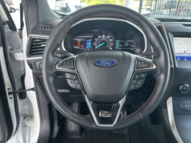 Used 2020 White Ford ST Line image 15