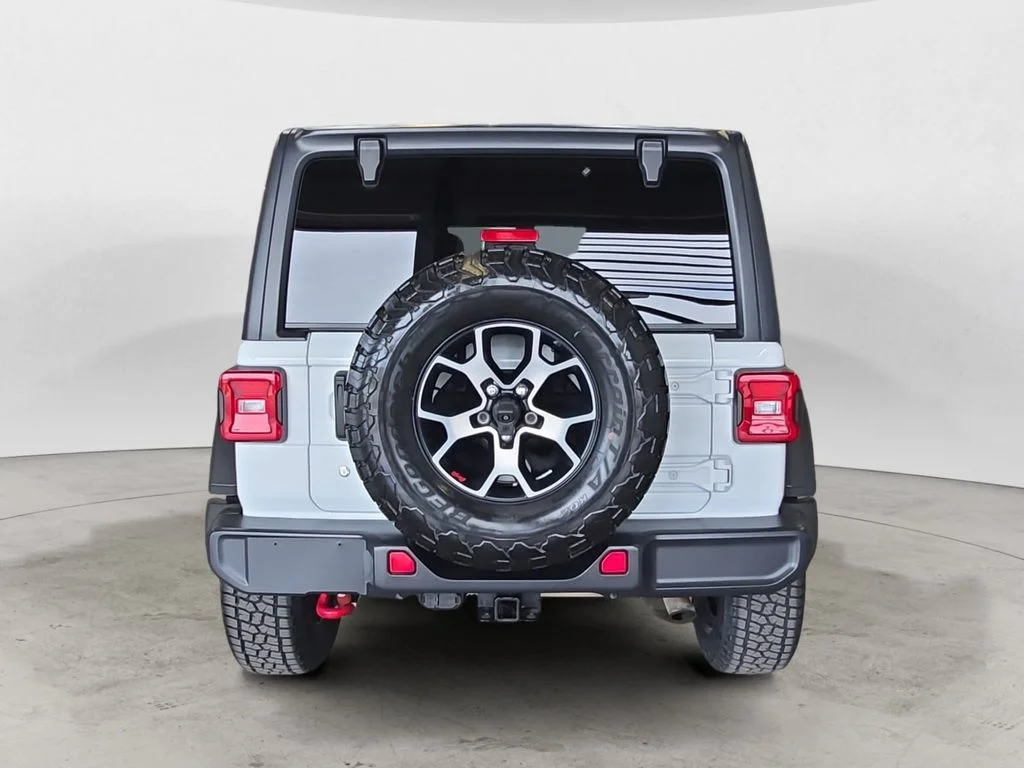 Used 2019 White Jeep Unlimited Rubicon image 6