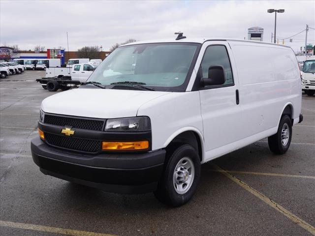 2025 Chevrolet Express Cargo
