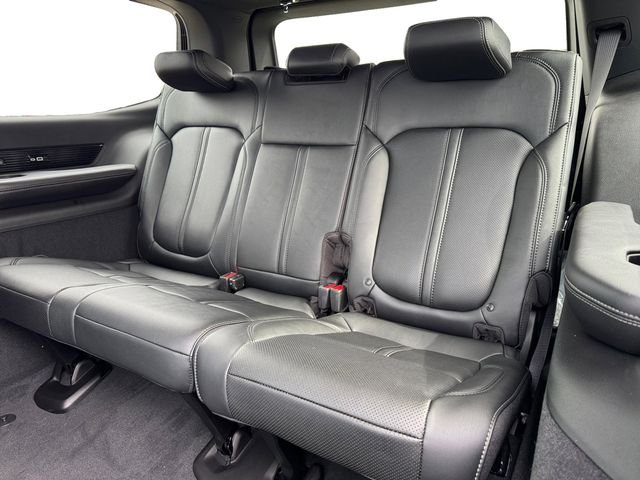 New 2026 High Gloss Black Jeep Summit Obsidian image 14