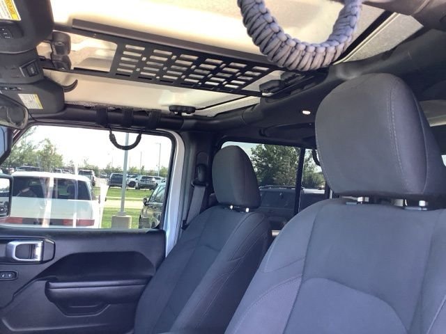 2021 Jeep Gladiator WILLYS - Photo 16