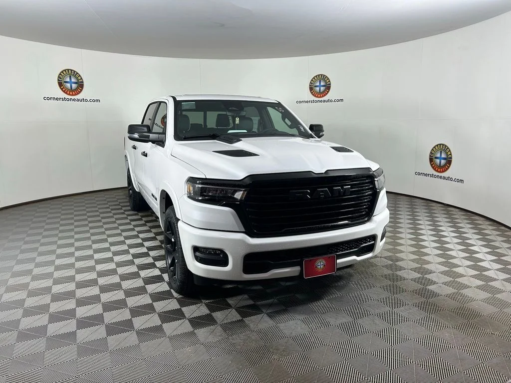 New 2026 Ivory White Tri-Coat Pearl-Coat Exterior Paint RAM Laramie image 18