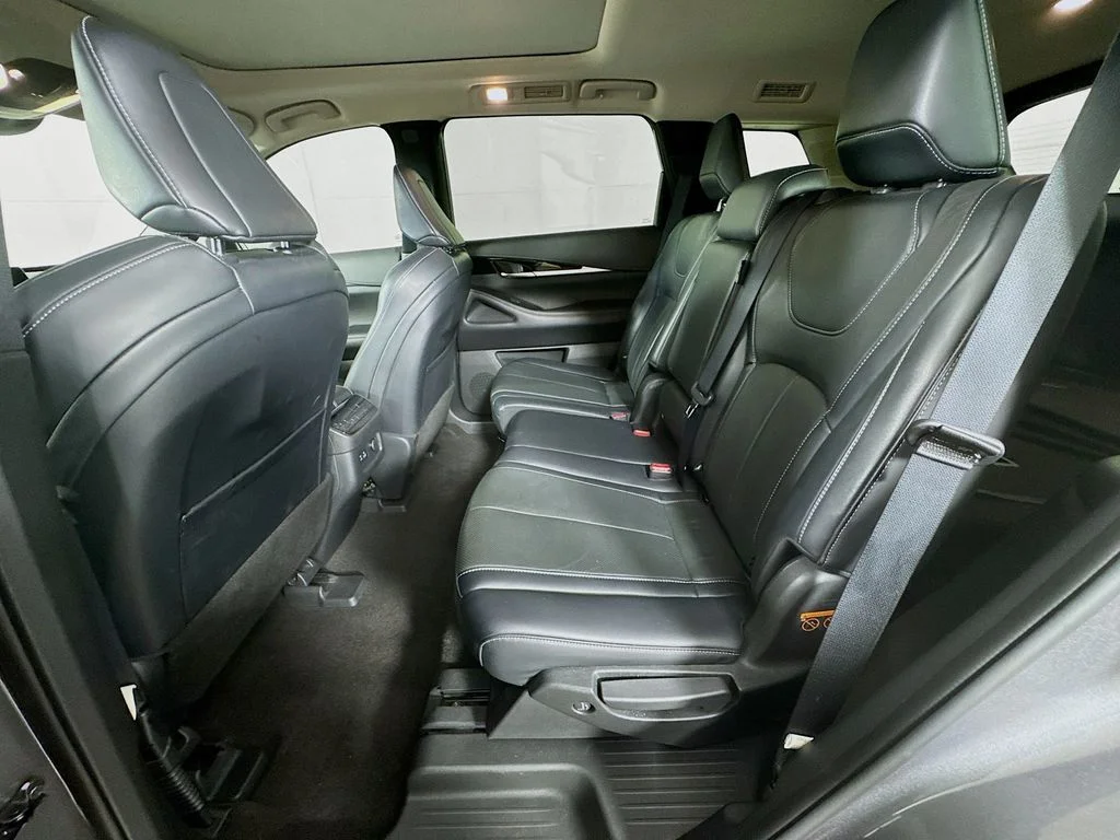 Certified Used 2023 Gray INFINITI PURE image 30