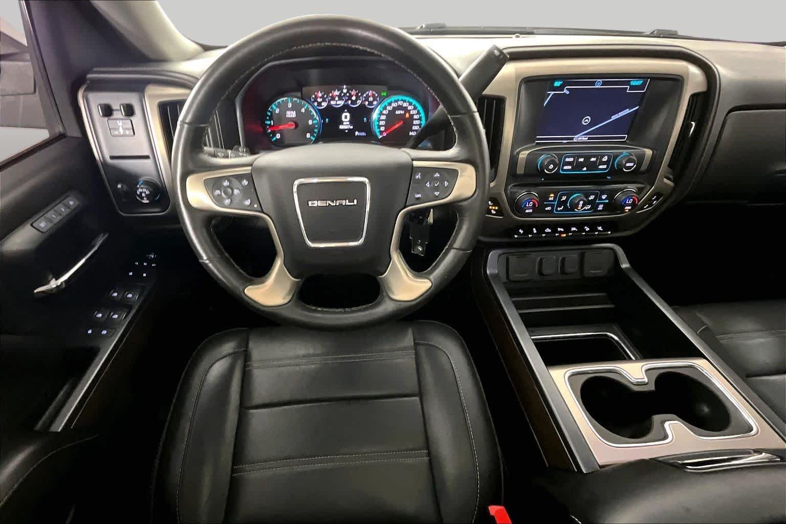 Used 2018 Onyx Black GMC Denali image 6