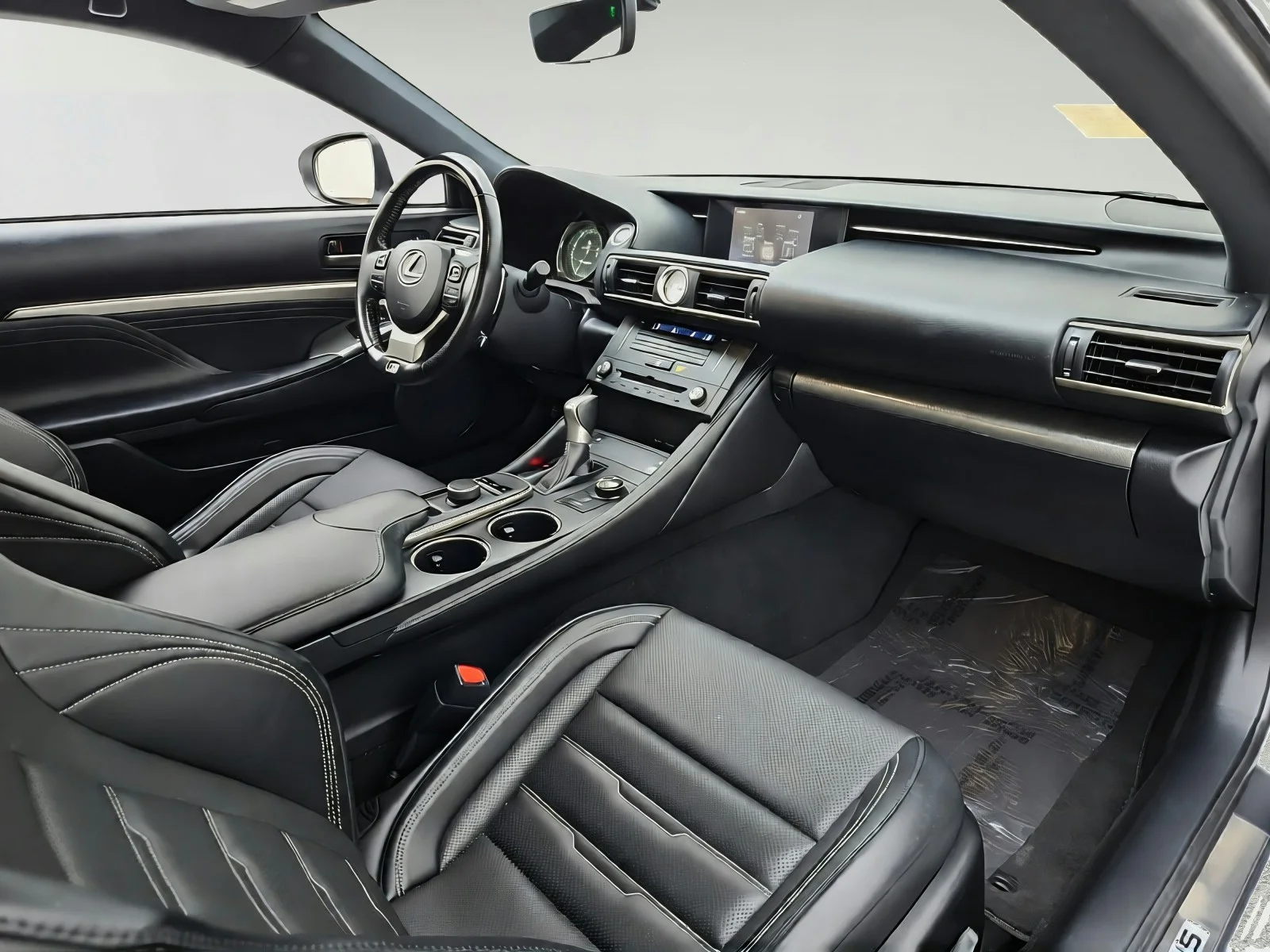 Used 2016 Ultra White Lexus CLOTH image 27