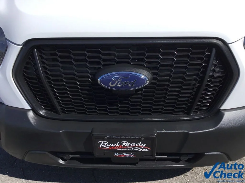 Used 2021 White Ford Base image 18