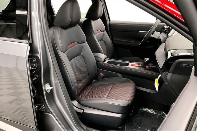 New 2026 Gun Metallic/Scarlet Ember Tintcoat Nissan SR image 37