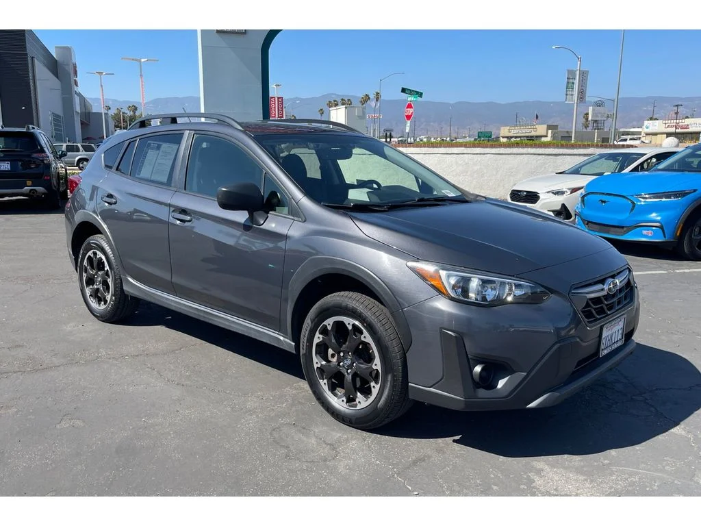 Used 2021 MAGNETITE GRAY METALLIC Subaru 5DR CVT image 8