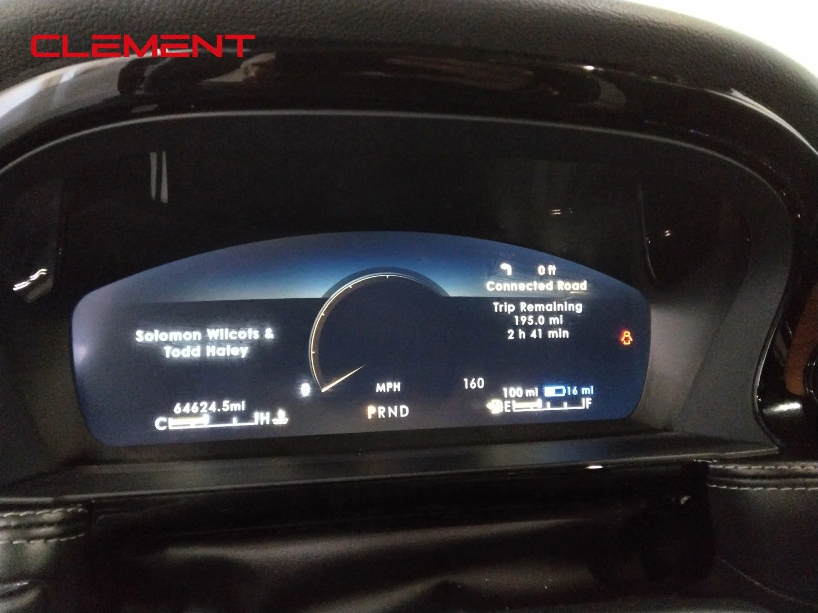 Used 2021 Black Lincoln Grand Touring image 18