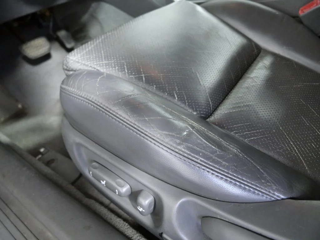 Used 2004 Black Toyota SLE image 20