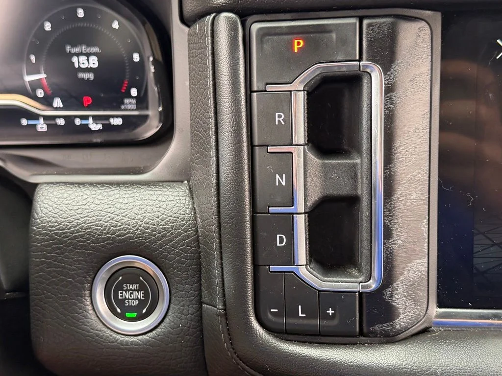 Used 2023 Silver GMC Denali image 26