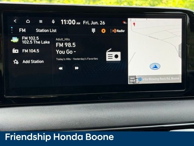 Used 2024 White Hyundai SEL image 22
