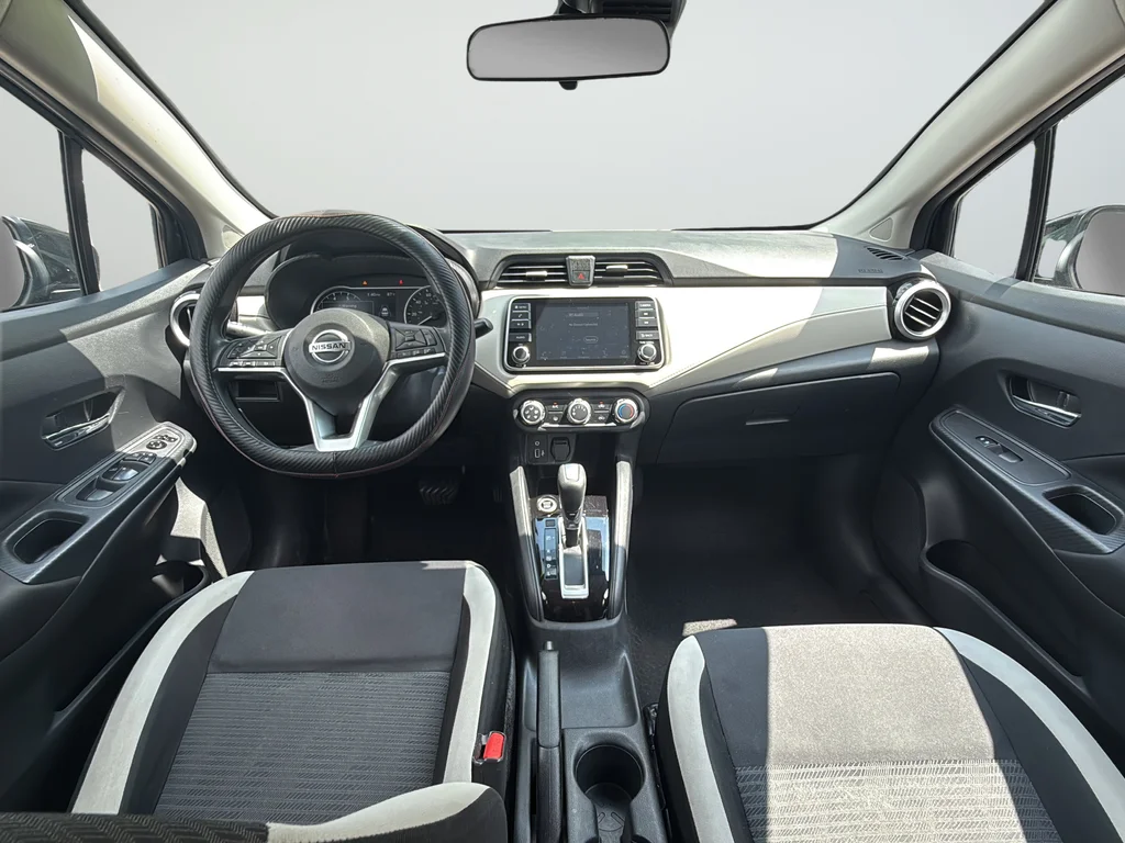 Used 2021 Black Nissan 1.6 SV image 18