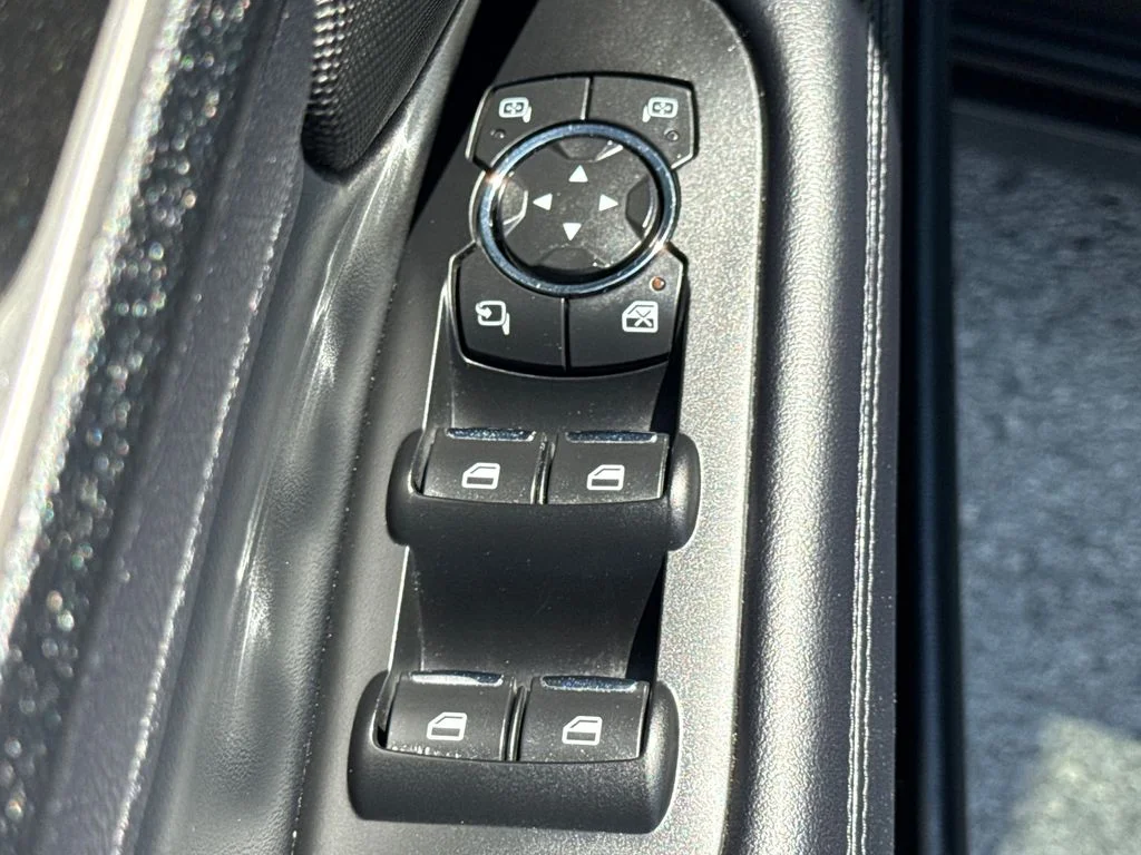 Used 2019 Magnetic Gray Metallic Lincoln Reserve image 29