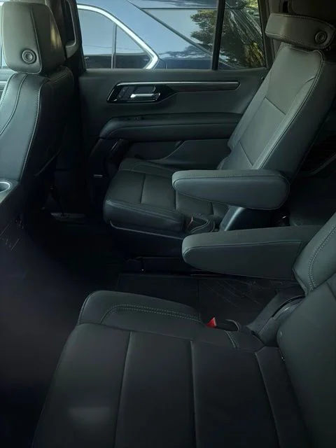 Used 2025 White Chevrolet LT image 12