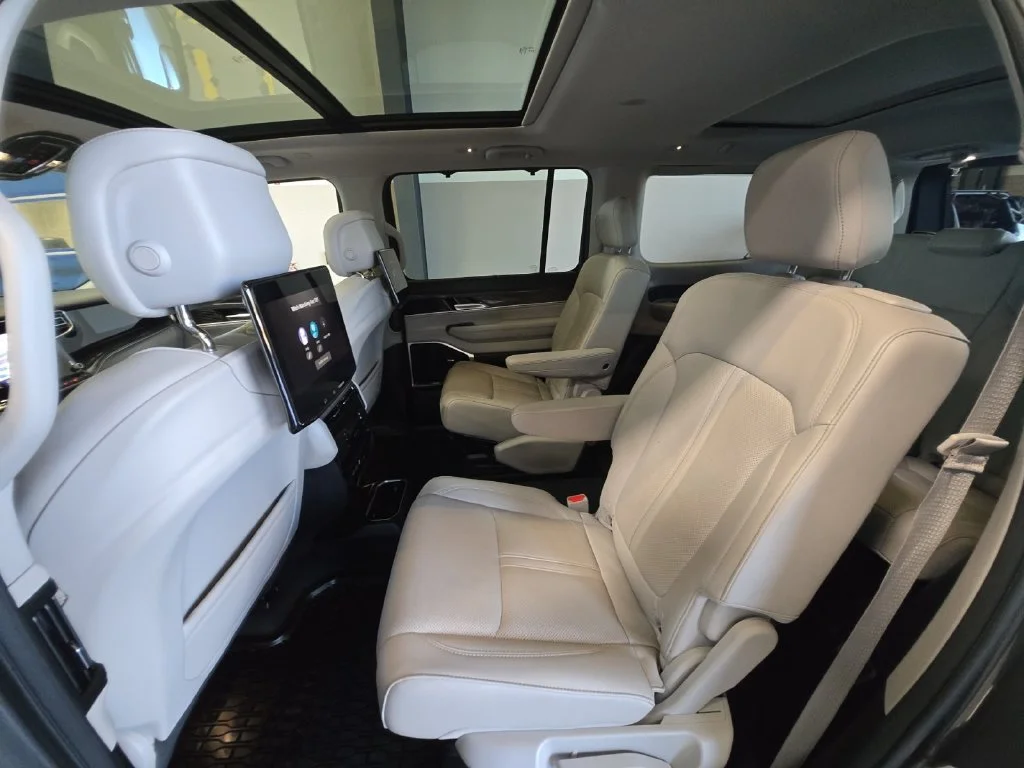 Used 2022 Gray Jeep Series III image 22