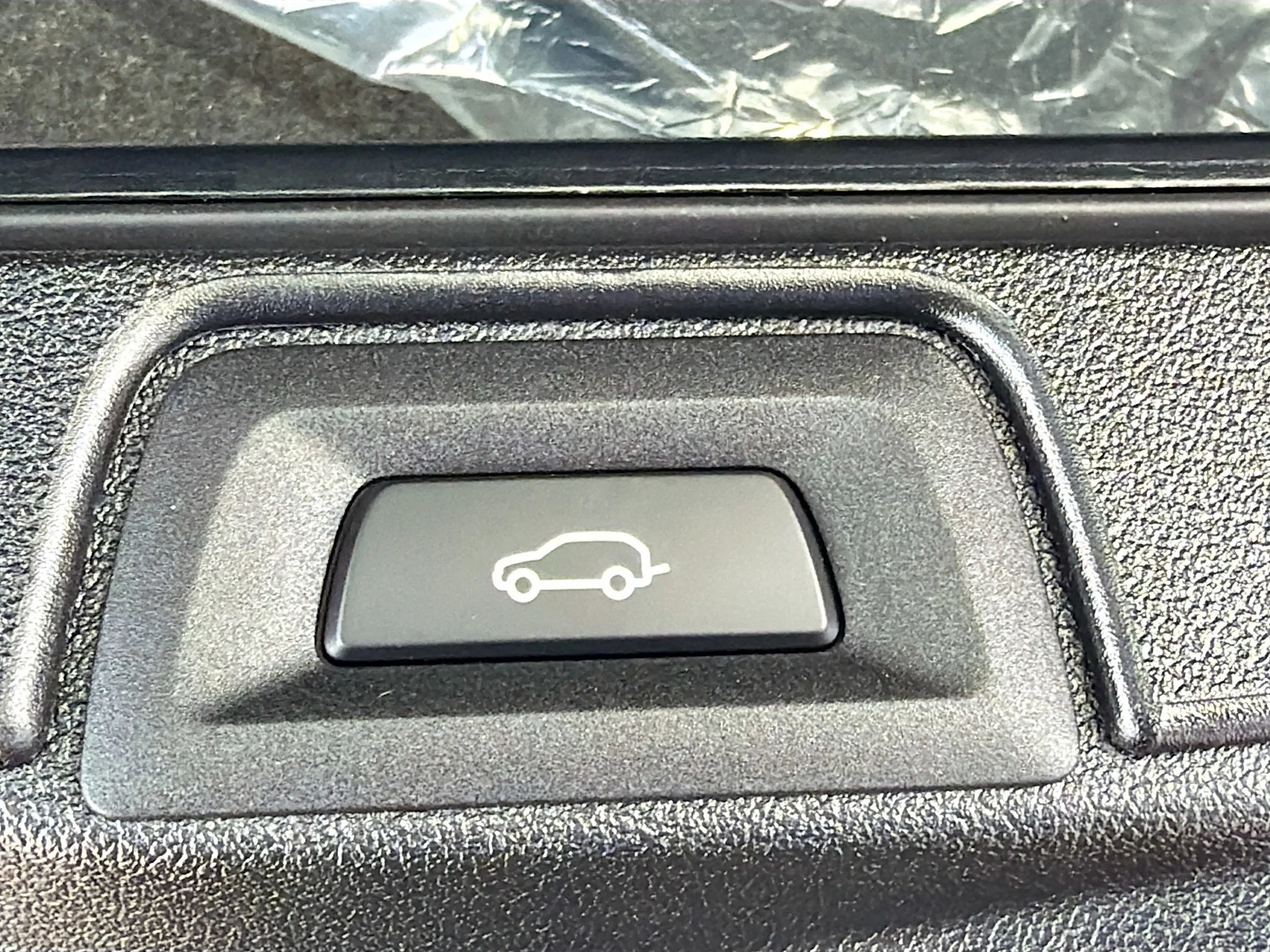 New 2026 Black Sapphire Metallic BMW xDrive40i image 12