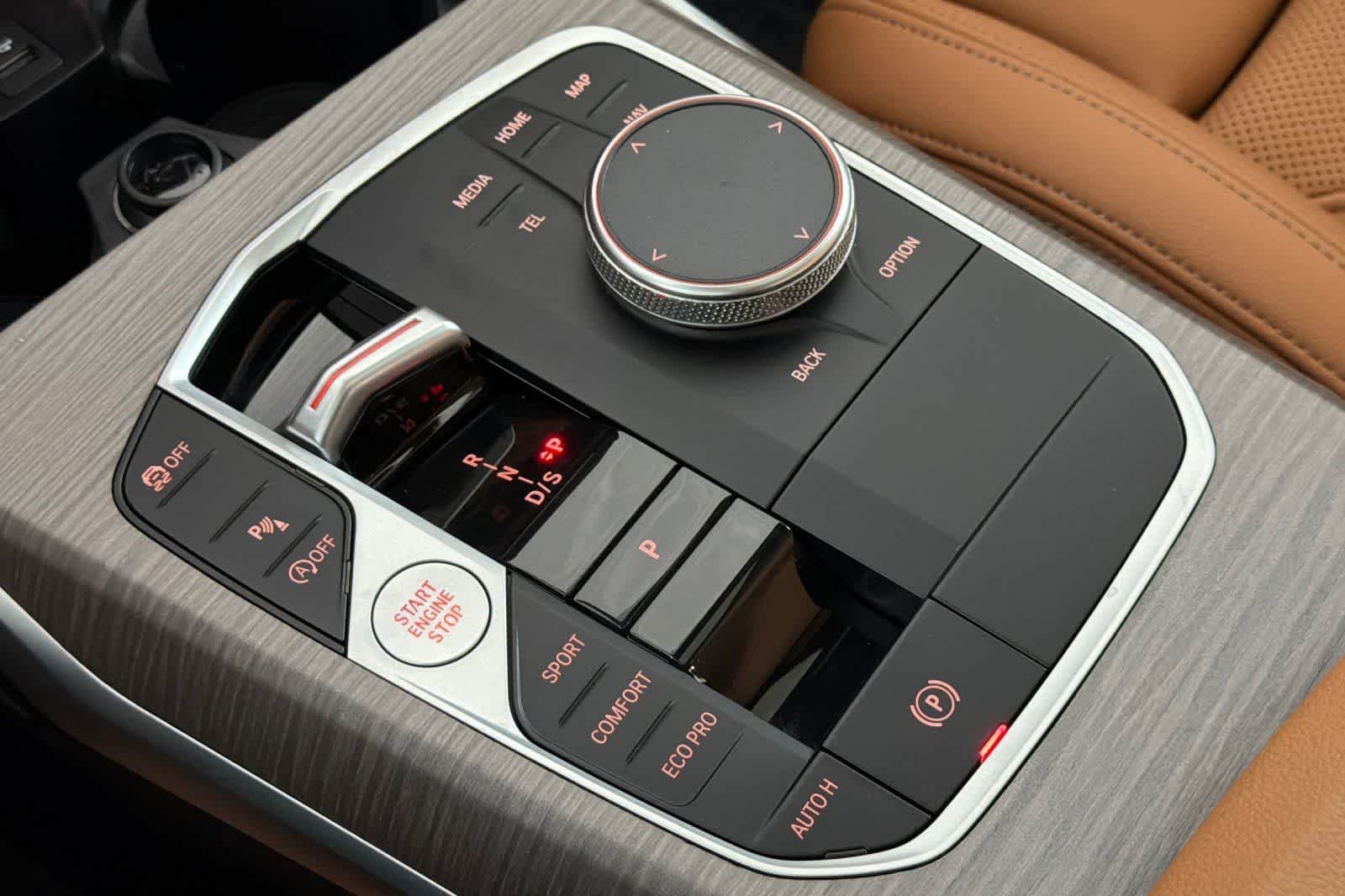Used 2026 Skyscraper Grey Metallic BMW 330i NA xDrive image 21