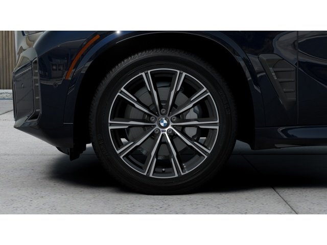 New 2026 Carbon Black Metallic BMW xDrive40i image 7