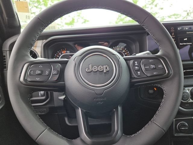 New 2026 Granite Crystal Metallic Clear-Coat Exterior Paint Jeep 85th Anniversary Edition image 37