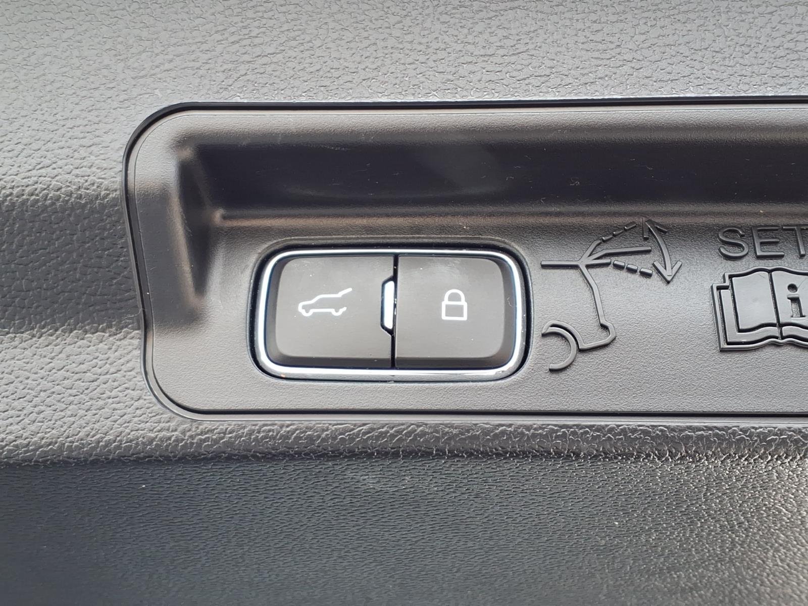 Used 2023 Gray Ford XLT image 23