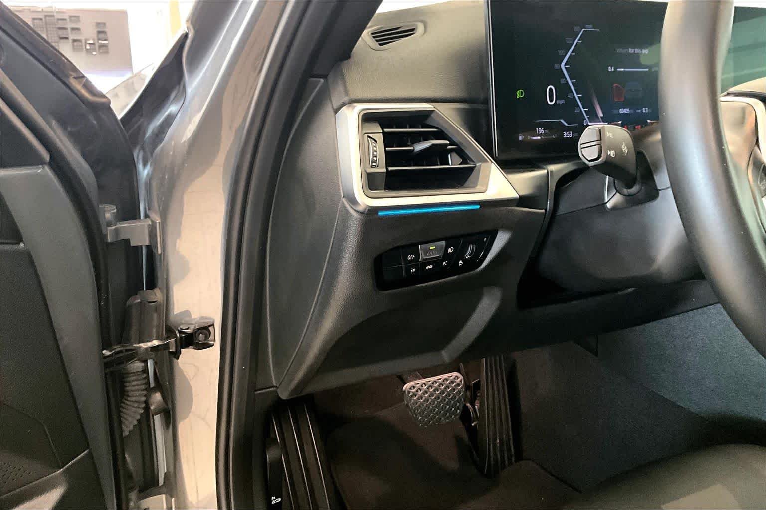 Used 2024 Skyscraper Grey Metallic BMW 330i image 28