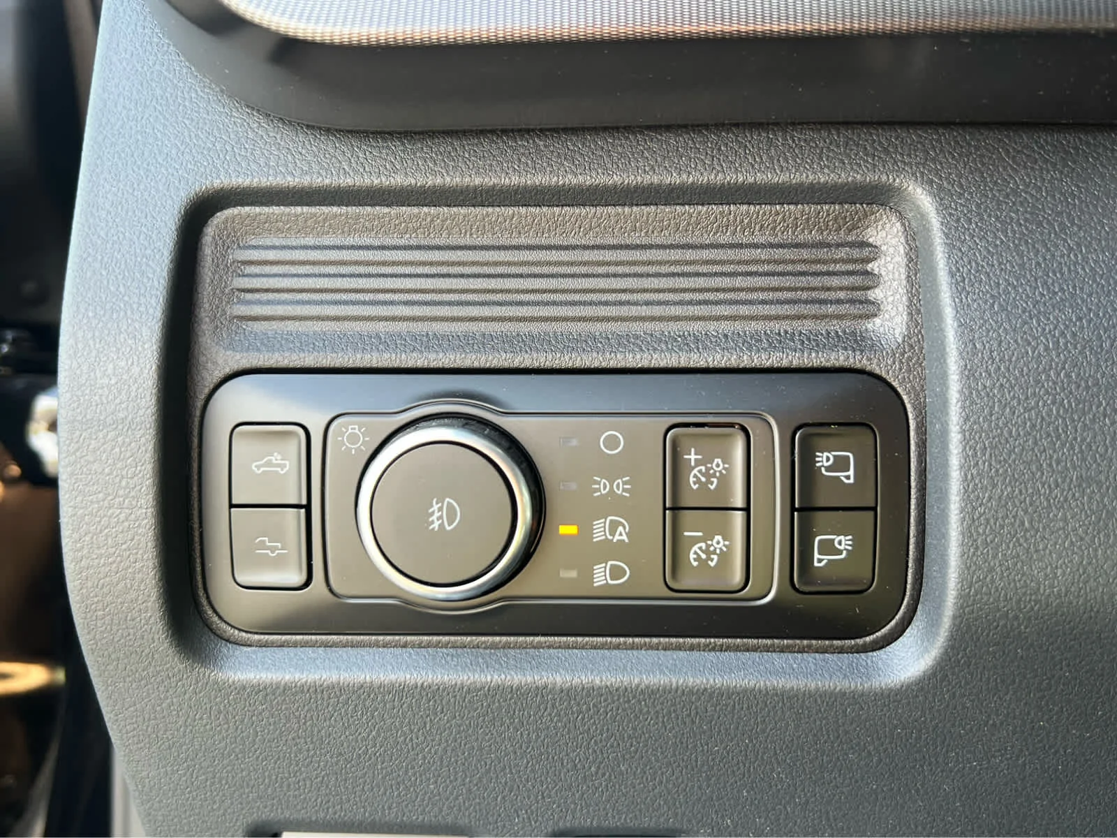 New 2026 Agate Black Metallic Ford F-350® Platinum® image 33