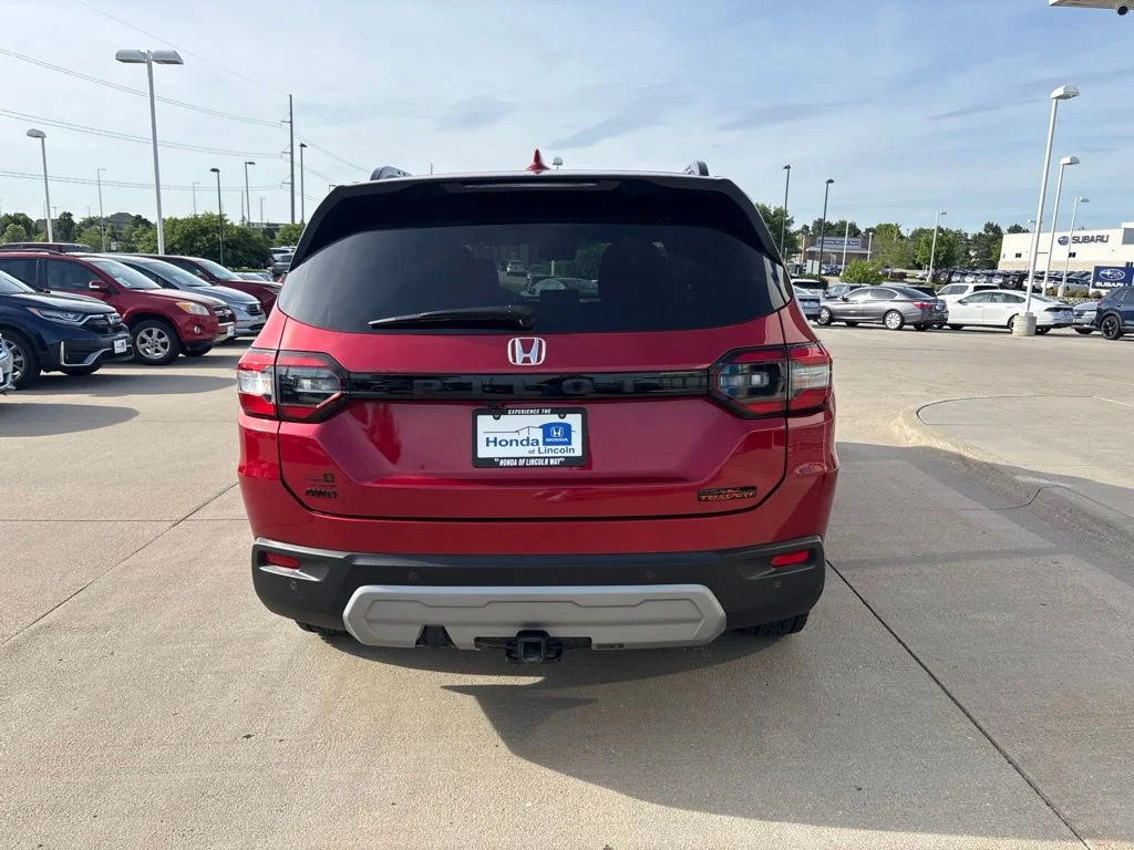 Used 2025 Red Honda TrailSport image 6